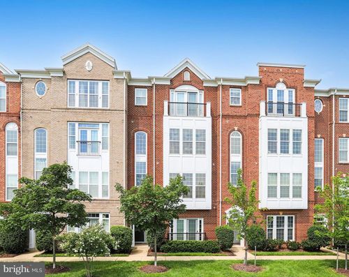 20638 Sibbald Sq, ASHBURN, VA, 20147-4063 | Card Image