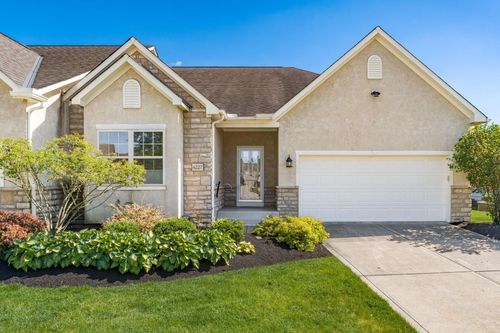 6227 Marias Point Ln, Columbus, OH, 43213-5118 | Card Image