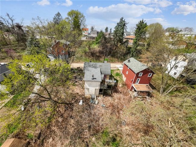 1811 Craig St, House other with 3 bedrooms, 2 bathrooms and null parking in Mckeesport PA | Image 6
