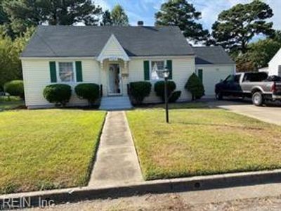 2010 Darden Terrace, House other with 2 bedrooms, 2 bathrooms and null parking in Portsmouth VA | Image 1