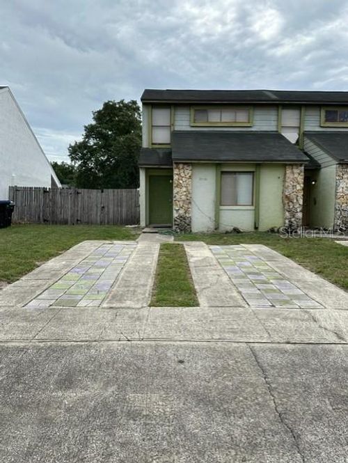 2739 Hunt Club Lane, Orlando, FL, 32826 | Card Image