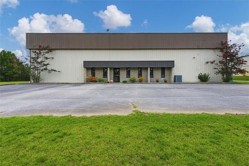 524 Golf Course Rd, Tallapoosa, GA, 30176-3675 | Card Image