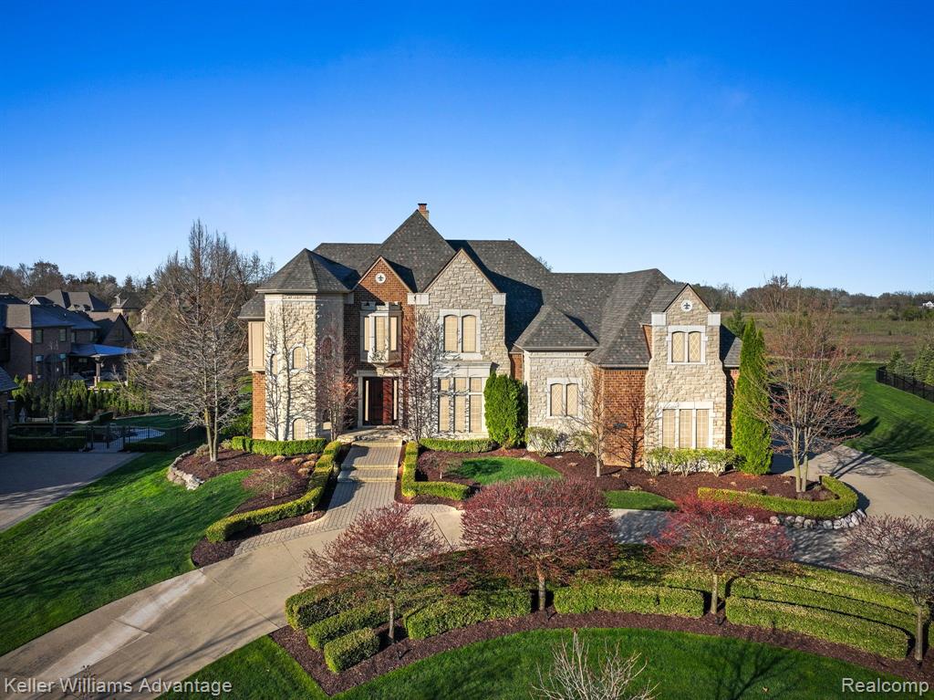 Pomino Dr, Northville, MI 48167 #1