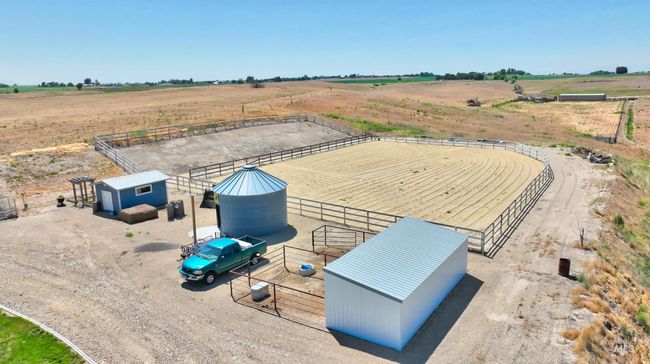 29492 Farmway Rd, House other with 4 bedrooms, 2 bathrooms and 5 parking in Caldwell ID | Image 9