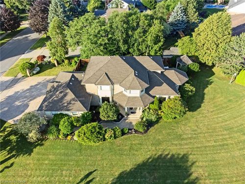 7775 St Augustine Cres, Niagara Falls, ON, L2H2X3 | Card Image