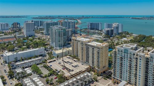 304-750 N Tamiami Trl, SARASOTA, FL, 34236-4057 | Card Image