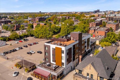 403403-438 Selden St, Detroit, MI, 48201-1793 | Card Image