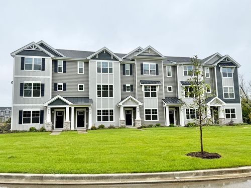 513 Yosemite Way, Mundelein, IL, 60060-3772 | Card Image