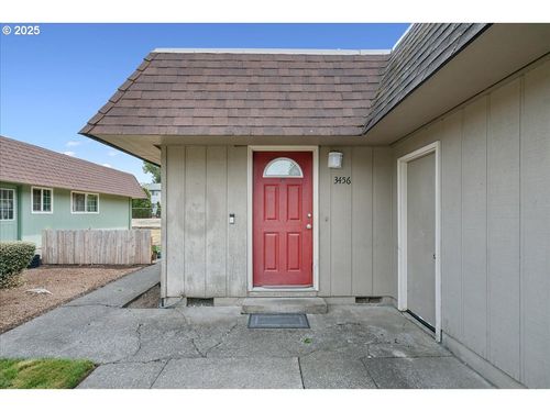 3456 Chiefs Ct Ne, Salem, OR, 97305-2027 | Card Image