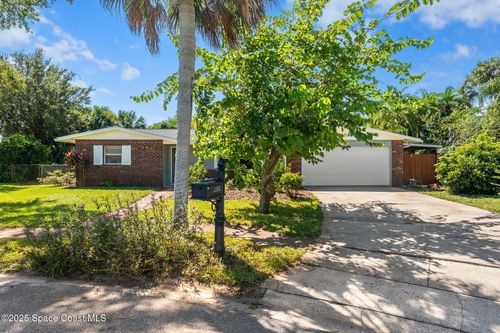 2351 Middlecoff Ct, Titusville, FL, 32780-5221 | Card Image