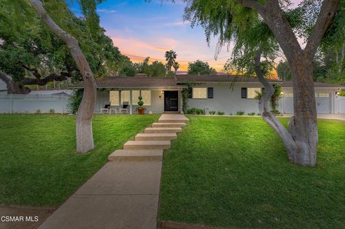 566 Rancho Rd, Thousand Oaks, CA, 91362-2552 | Card Image