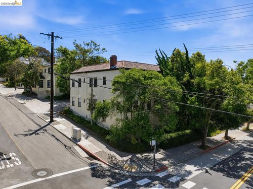 2522 Hilgard Ave, Berkeley, CA, 94709-1105 | Card Image