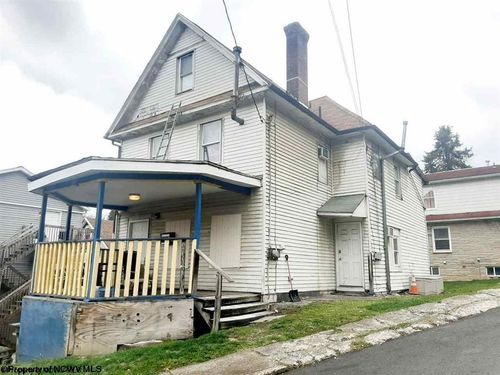 751 Snider St, Morgantown, WV, 26505-5106 | Card Image