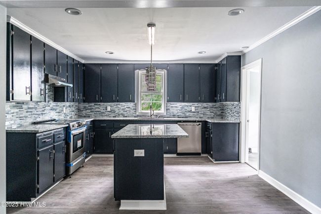 2396 Putnam Glendon Rd, House other with 3 bedrooms, 2 bathrooms and 2 parking in Carthage NC | Image 15