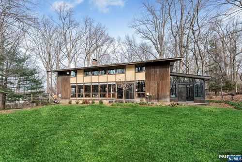 155 Hickory Ln, Closter, NJ, 07624-2300 | Card Image