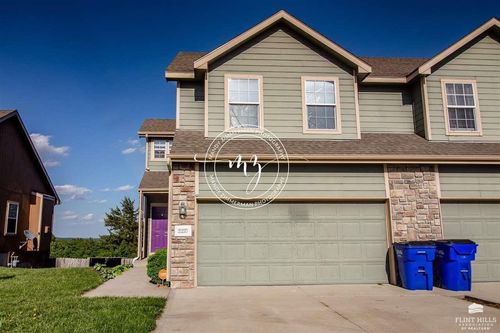 2217 Brooke Bnd, Junction City, KS, 66441-1428 | Card Image