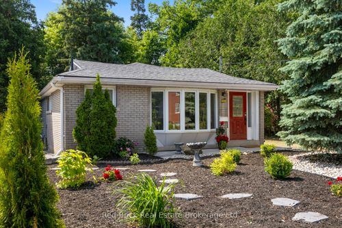 260 Water St, Guelph, ON, N1G1B7 | Card Image