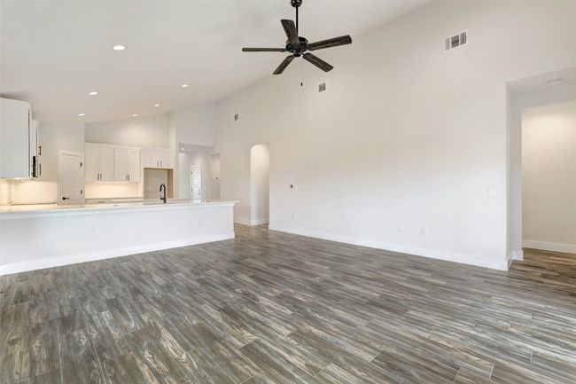 9601 Eloquence Dr, House other with 3 bedrooms, 3 bathrooms and 4 parking in Manor TX | Image 18