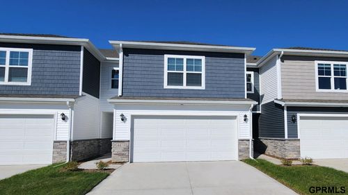 20529 Margo St, Gretna, NE, 68028-8134 | Card Image