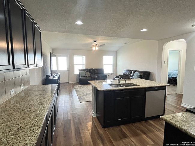 2807 Tengyc Bow, House other with 5 bedrooms, 3 bathrooms and null parking in San Antonio TX | Image 8