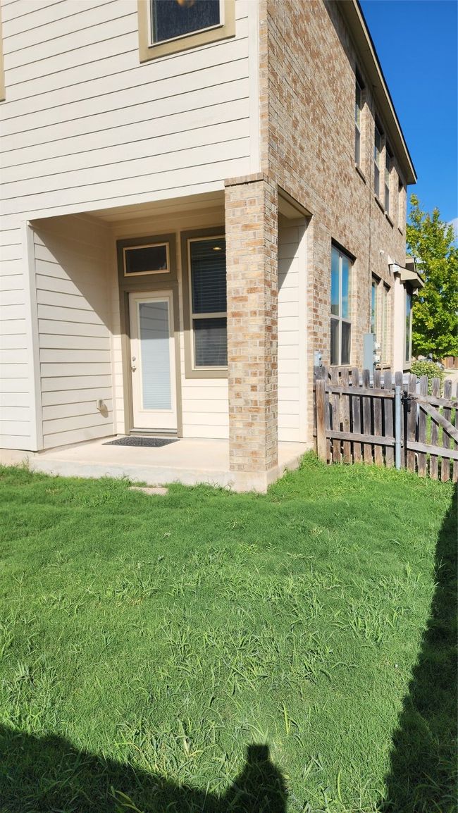 A - 2208 Dillon Pond Ln, Condo with 3 bedrooms, 3 bathrooms and 2 parking in Pflugerville TX | Image 20