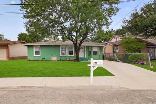 239 Nock Ave, San Antonio, TX, 78221-1438 | Card Image
