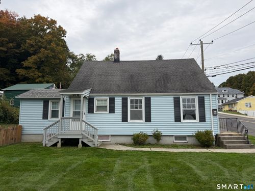 57 Woodruff Ave, Watertown, CT, 06795-2540 | Card Image