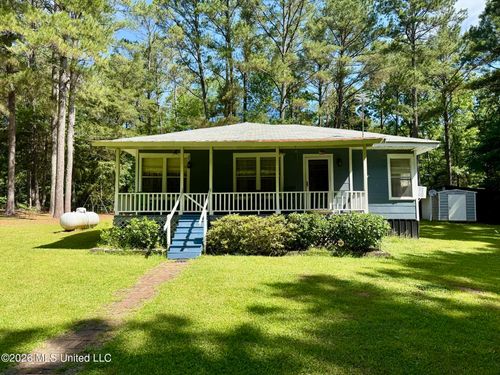 11036 Attala Road 4202, Kosciusko, MS, 39090-9769 | Card Image
