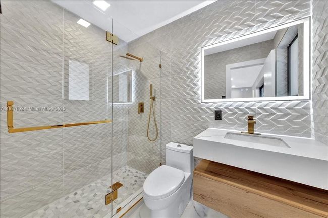 5890 Sw 13 Th St, House other with 4 bedrooms, 3 bathrooms and null parking in Plantation FL | Image 40