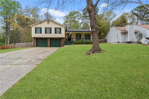 6741 Fairway Ridge Dr, Douglasville, GA, 30134-1713 | Card Image