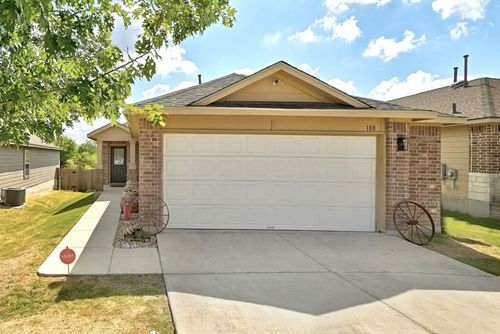 180 Lake Gln, San Marcos, TX, 78666-8042 | Card Image