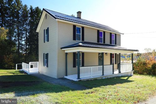 108 Whitman St, HAWK RUN, PA, 16840-9727 | Card Image