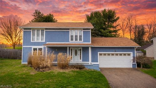 604 Pine Valley Dr, Steubenville, OH, 43953-3301 | Card Image