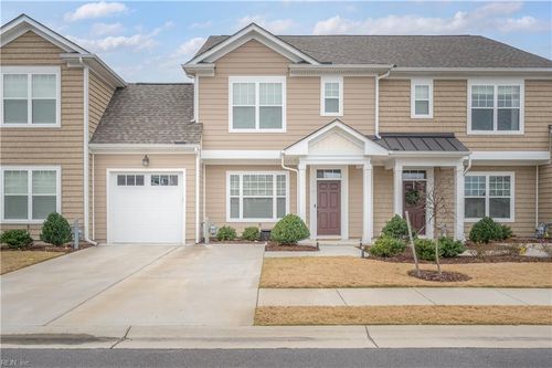 2040 Canning Pl, Chesapeake, VA, 23322-4439 | Card Image