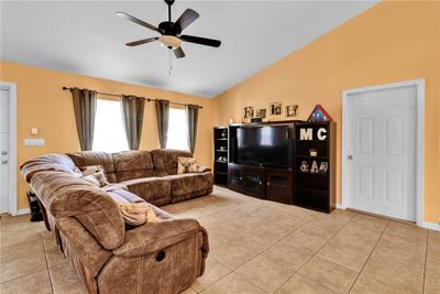 7903 Santana Avenue, House other with 3 bedrooms, 2 bathrooms and null parking in Fort Pierce FL | Image 3