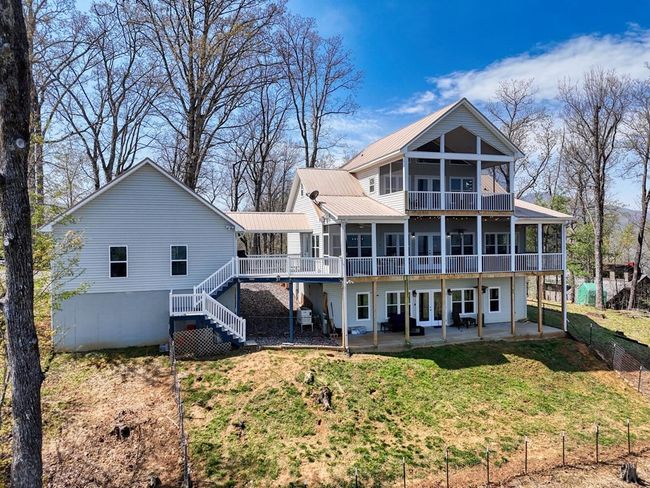 115 Wilson Mountain Smt, Home with 3 bedrooms, 3 bathrooms and 2 parking in Blairsville GA | Image 6