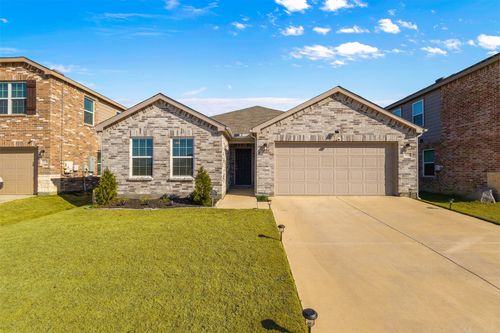 2117 Winding Creek Way, Denton, TX, 76208-2521 | Card Image