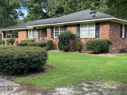 617 Pickwood Dr, Manning, SC, 29102-2222 | Card Image