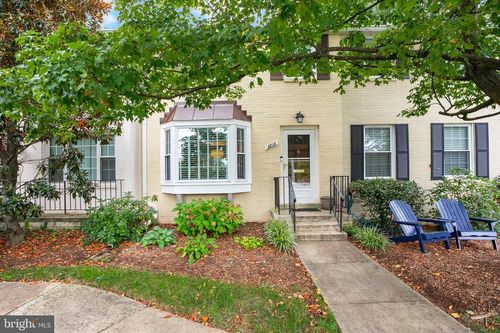 3818 King St, ALEXANDRIA, VA, 22302-1906 | Card Image