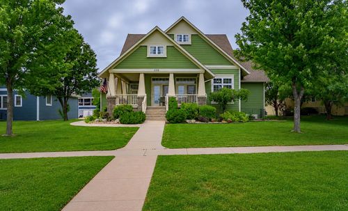 5155 N Saint James St, Bel Aire, KS, 67226-7636 | Card Image