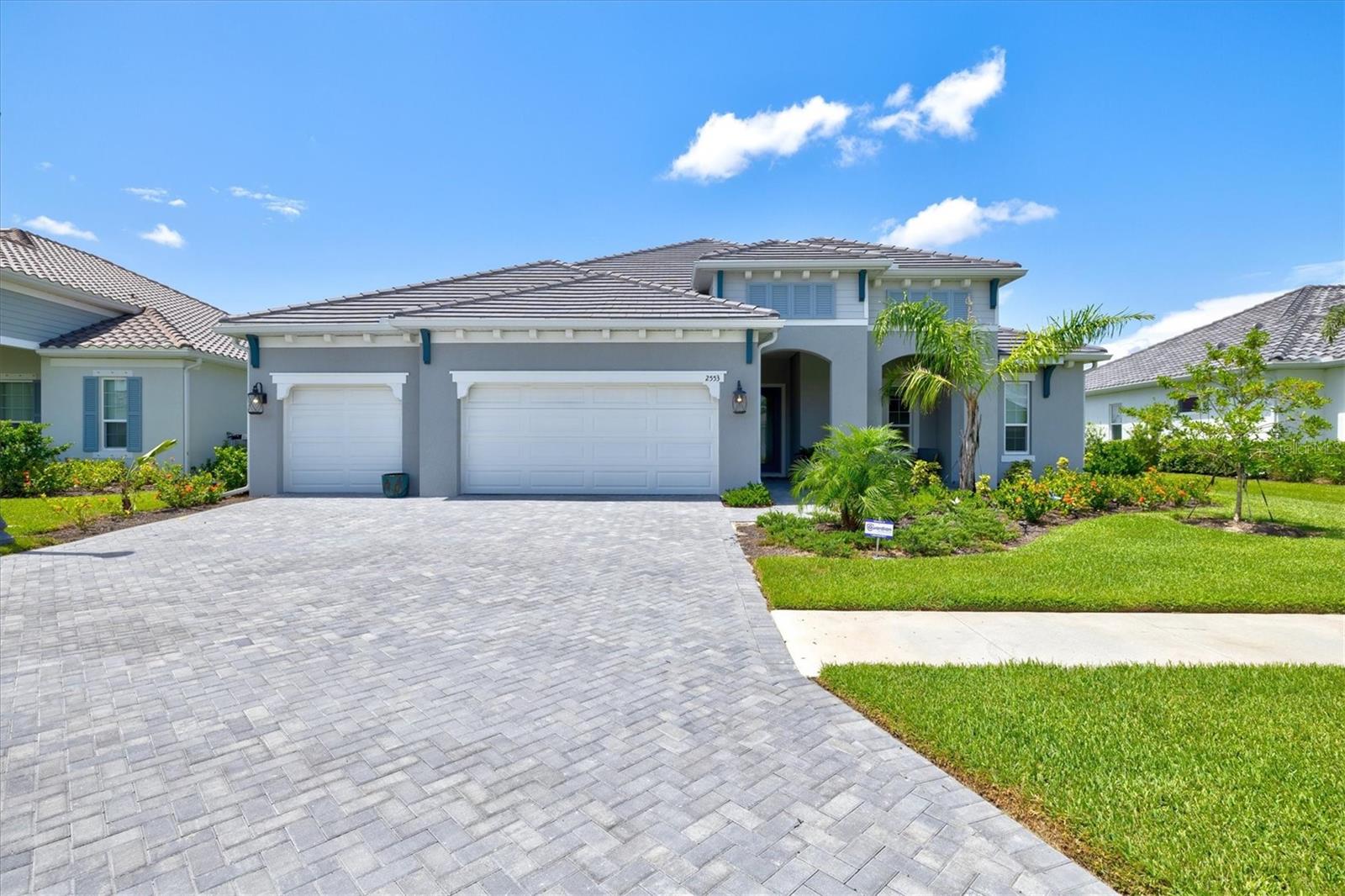 Paradise Plum Dr, Sarasota, FL 34240