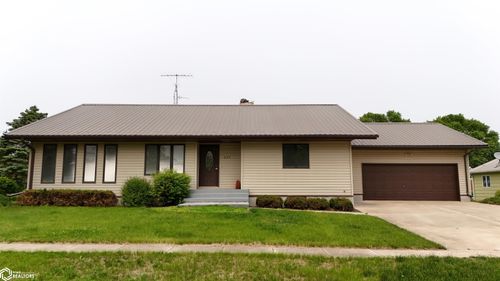 207 Blaine Street, Ledyard, IA, 50556 | Card Image