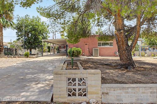 16682 N Avenida Del Lasso, Tucson, AZ, 85739-9358 | Card Image