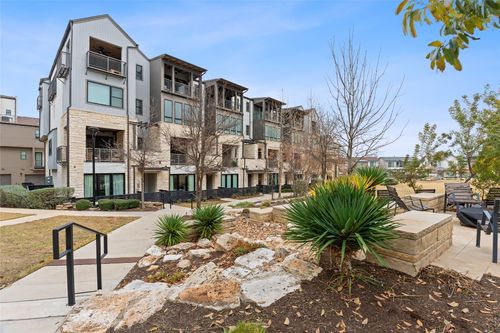 258-4510 Unity Cir, Austin, TX, 78731-6605 | Card Image