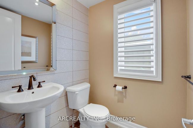18 Moreau Way, House other with 4 bedrooms, 4 bathrooms and 4 parking in Springwater ON | Image 28