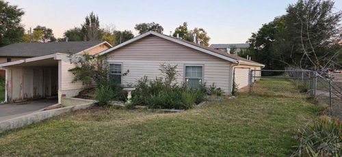 5 Reese Cir, Lamar, CO, 81052-3657 | Card Image