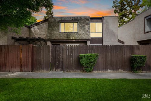 b-2200 Cedro Court, Bakersfield, CA, 93309 | Card Image