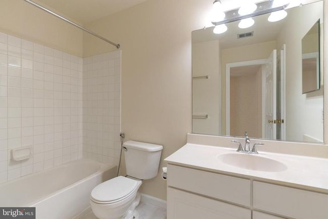 5161 Sapphire Sky Ln, Townhouse with 4 bedrooms, 3 bathrooms and null parking in CENTREVILLE VA | Image 23