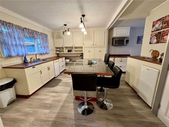 99 Mckay Cres, Townhouse with 2 bedrooms, 3 bathrooms and 1 parking in Port Alice BC | Image 4