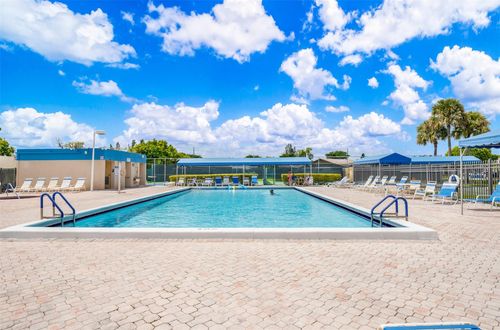 apt-317-5250 Las Verdes Cir, Delray Beach, FL, 33484-8066 | Card Image